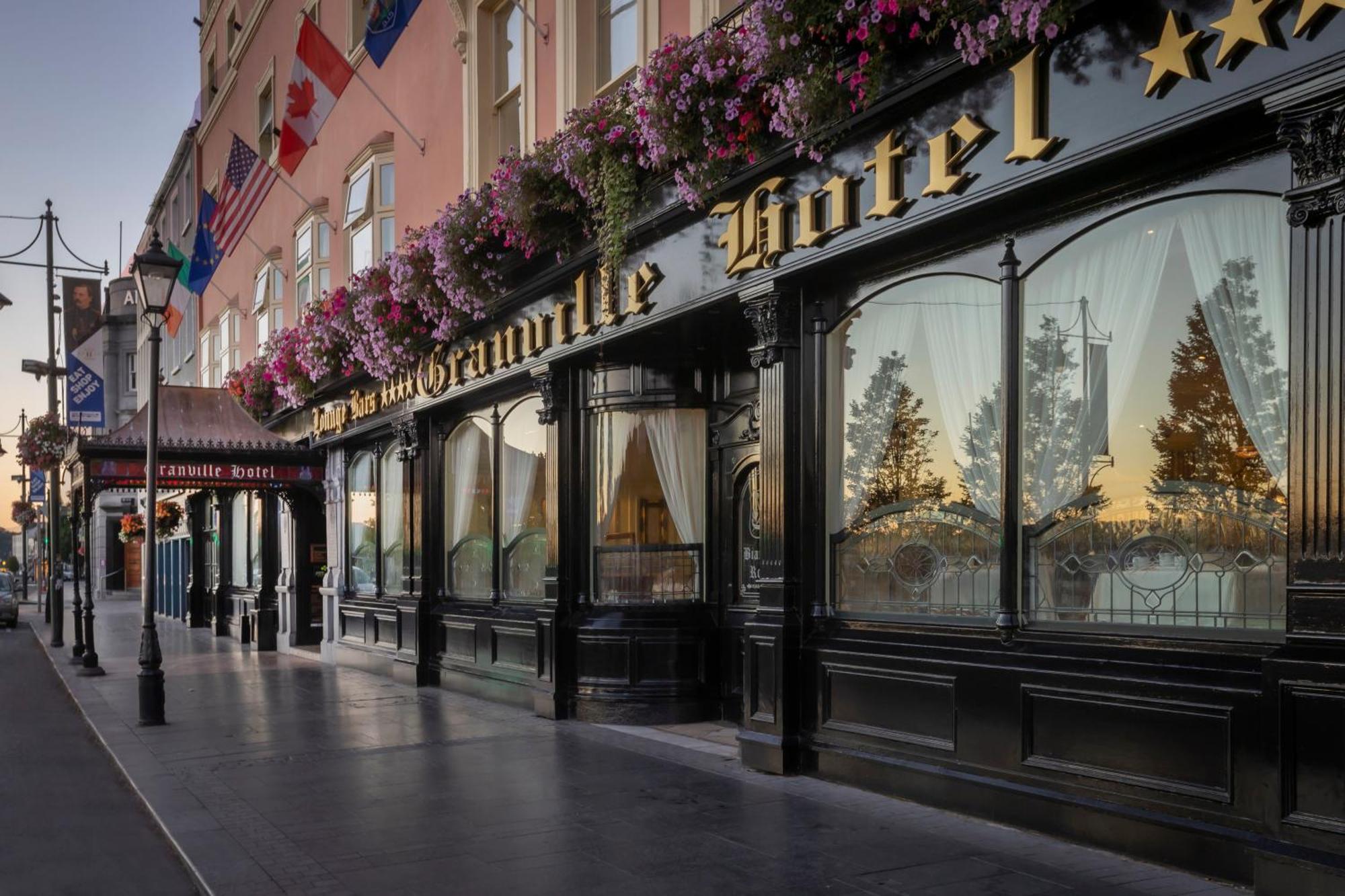 Granville Hotel Уотърфорд Екстериор снимка