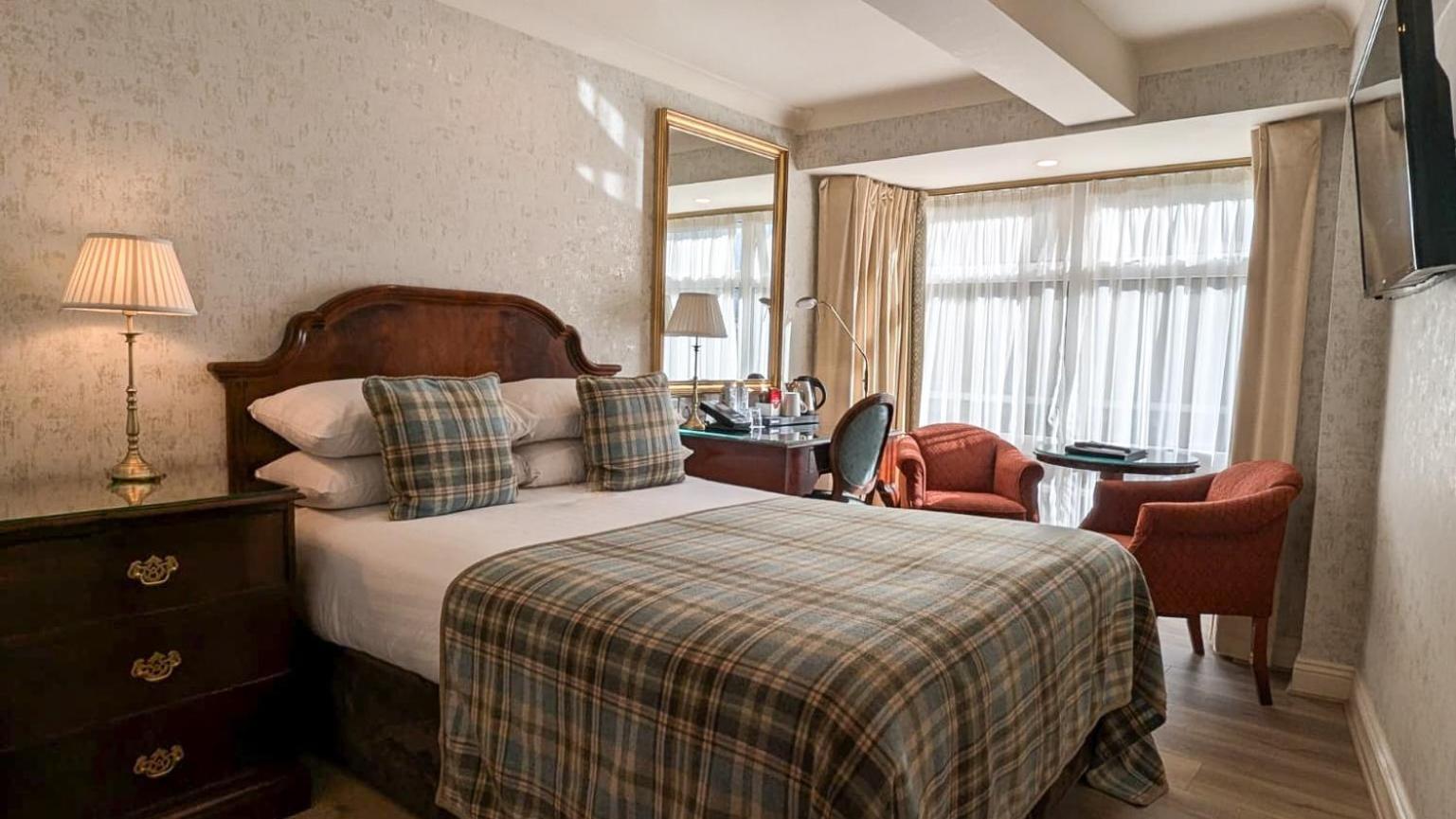 Granville Hotel Уотърфорд Екстериор снимка